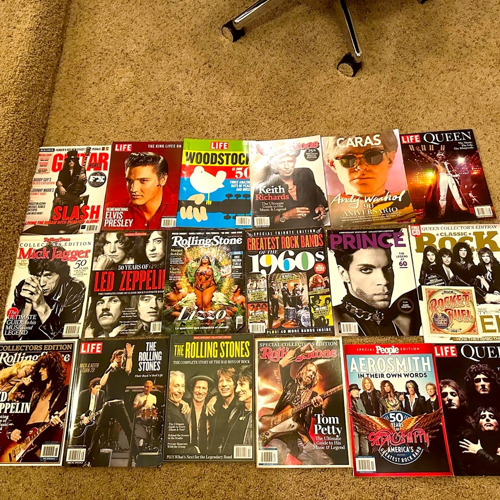 VINTAGE KISS BOOKS AND MAGAZINES COLLECTION LOT OF 18.